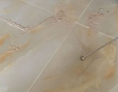 三明市瓷砖空鼓维修公司分享粘合剂选择不当在瓷砖铺贴过程中可能导致以下问题